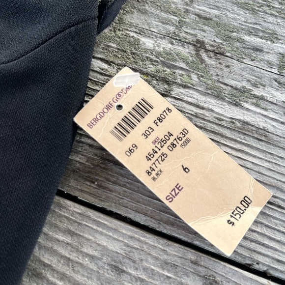 BERGDORF GOODMAN VINTAGE Black Halter Neck Top, new with tags, sz 6 - Picture 2 of 6